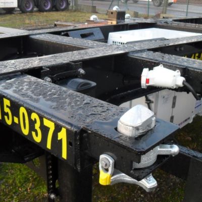 Container-Chassis mit Genset 1